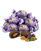 Prune cu miez de nucă